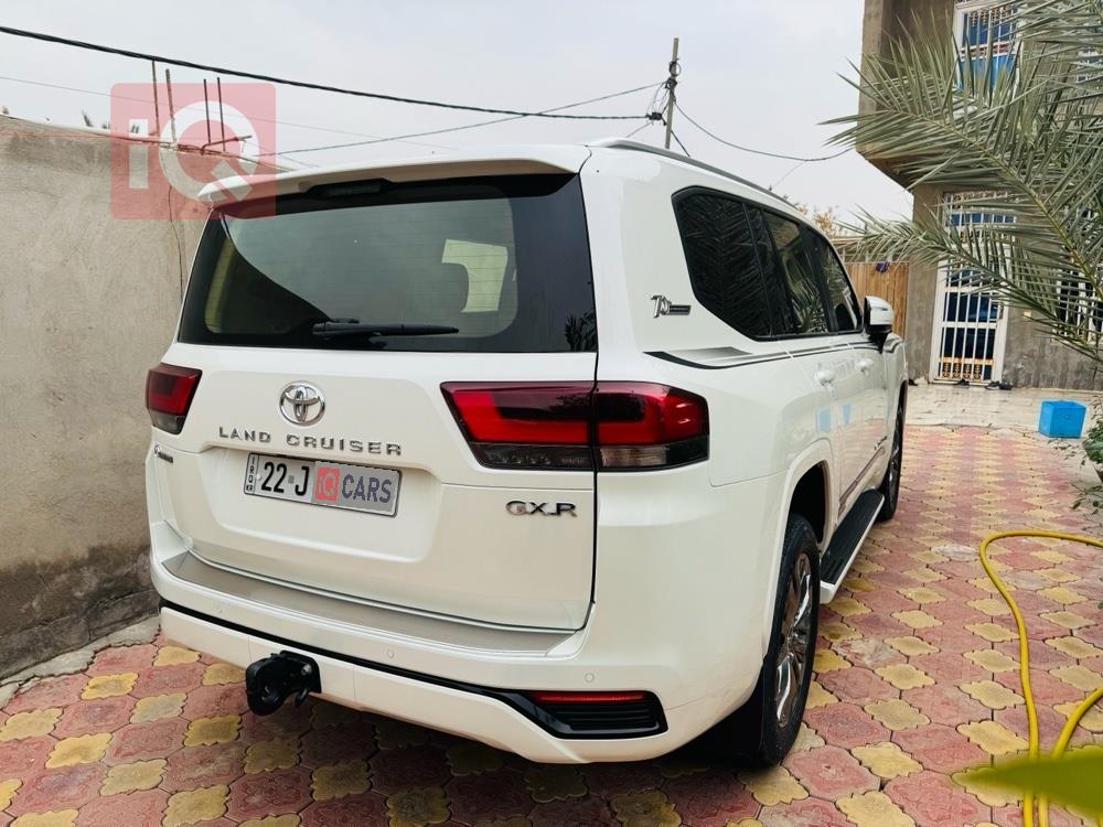 تويوتا لاندكروزر